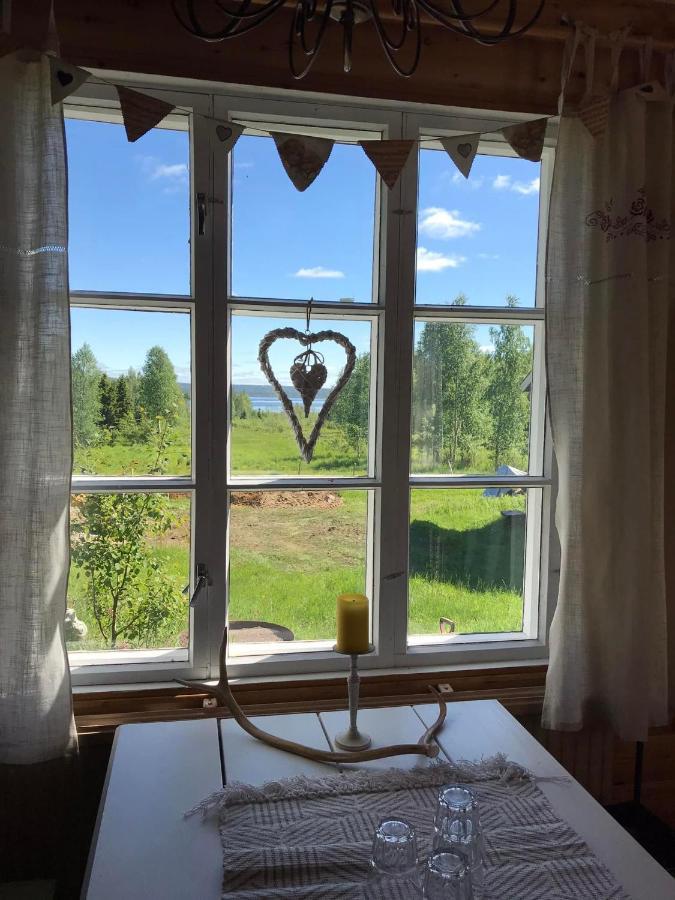 Paeivin Pirtti - Pirttikahvila Ja B&B Луосто Экстерьер фото